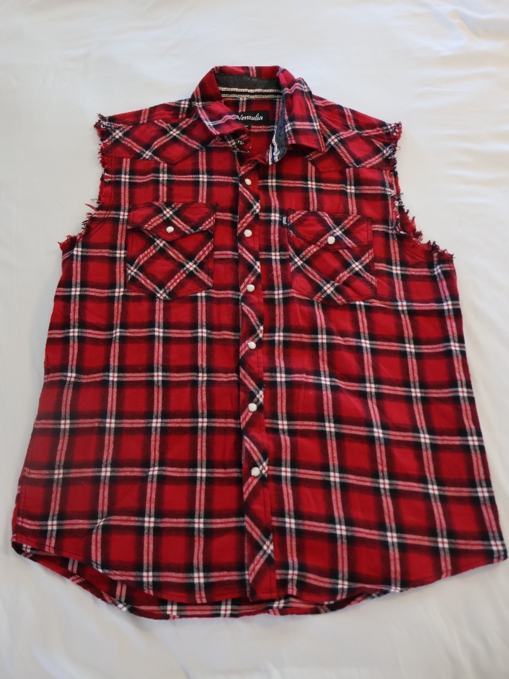 Venzulia Pearl snap red plaid sleeveless flannel shirt sz M
